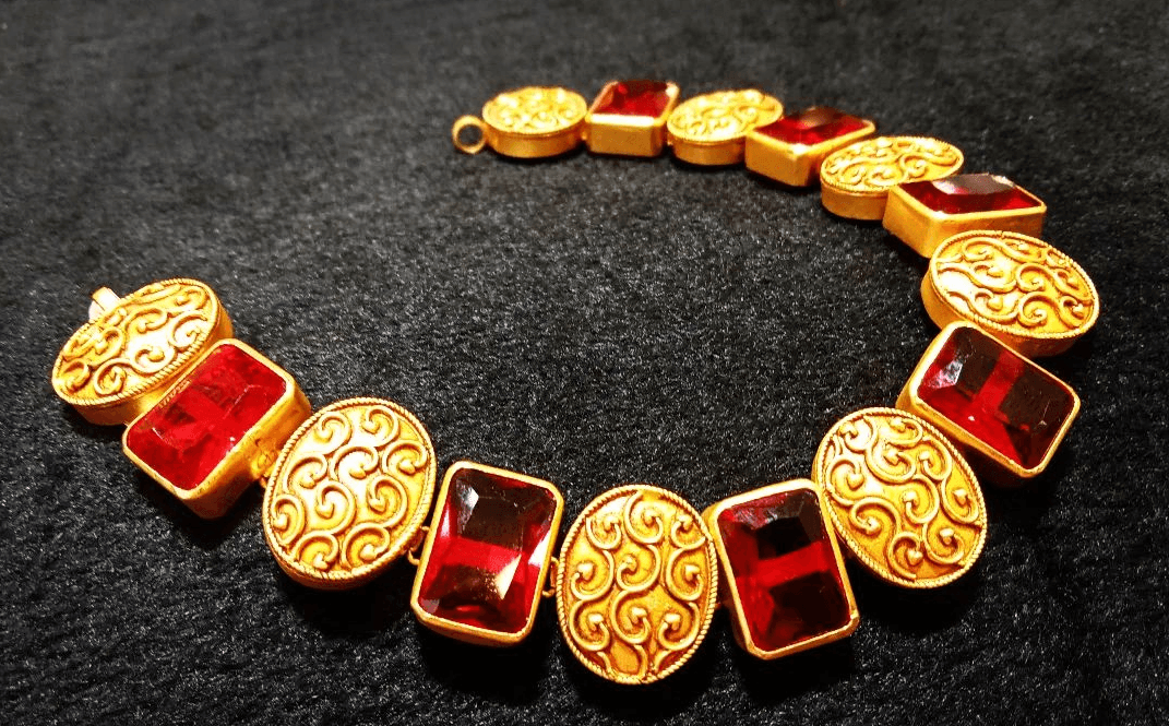 طلا و زیور آلات هادویان - hadavian_gallery - مظنه